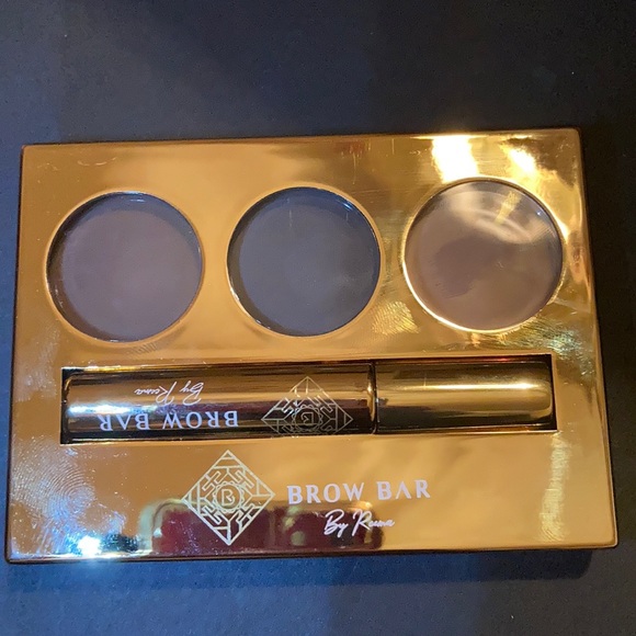 Brow bar by teens - Picture 1 of 4